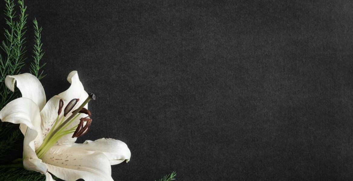 Jak wybrać pogrzebowe wieńce, które oddadzą hołd zmarłemu?