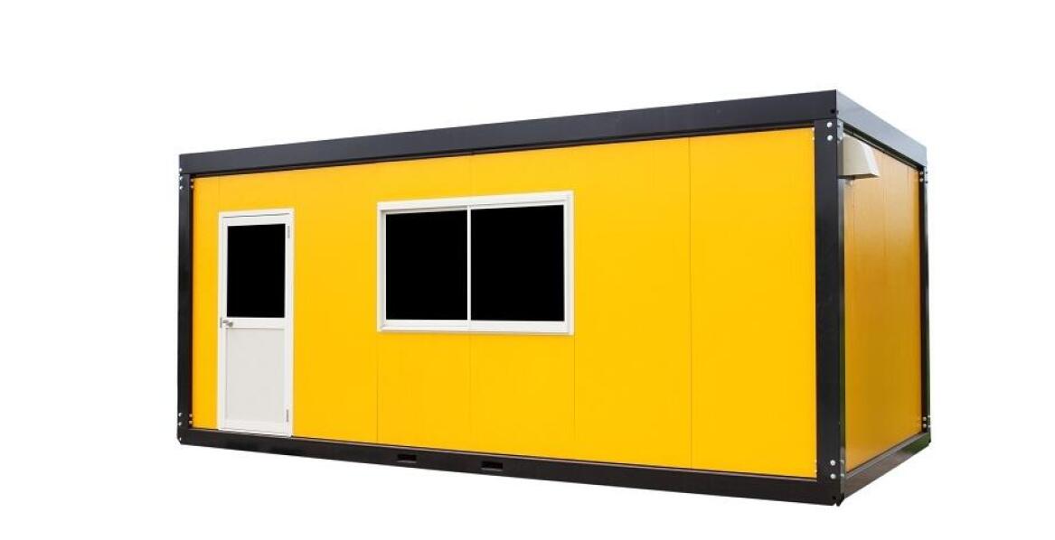 Sanitarny kontener jako rozwiązanie dla obozowisk i kempingów