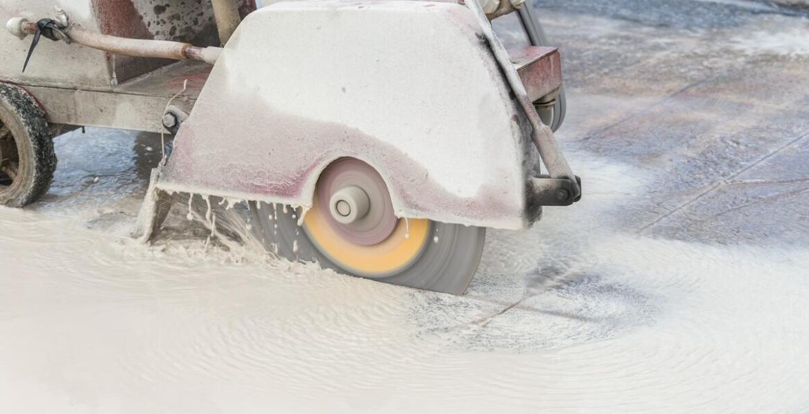 Wykorzystanie diamentowych narzędzi w pracach przy asfalcie