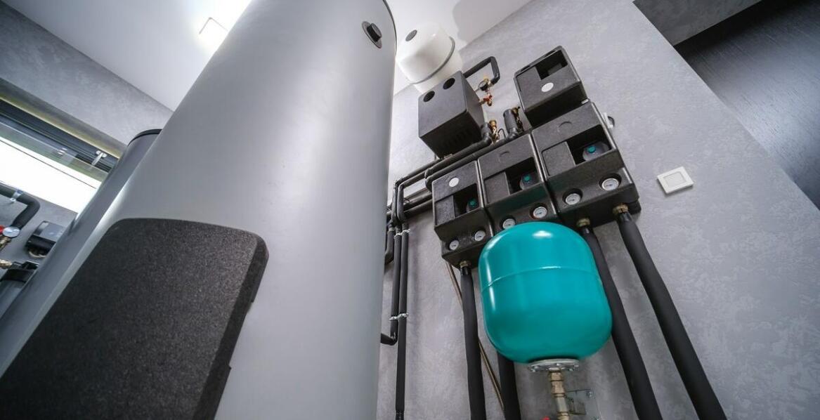 Jakie czynniki decydują o wyborze rodzaju kolektora dla pompy ciepła?