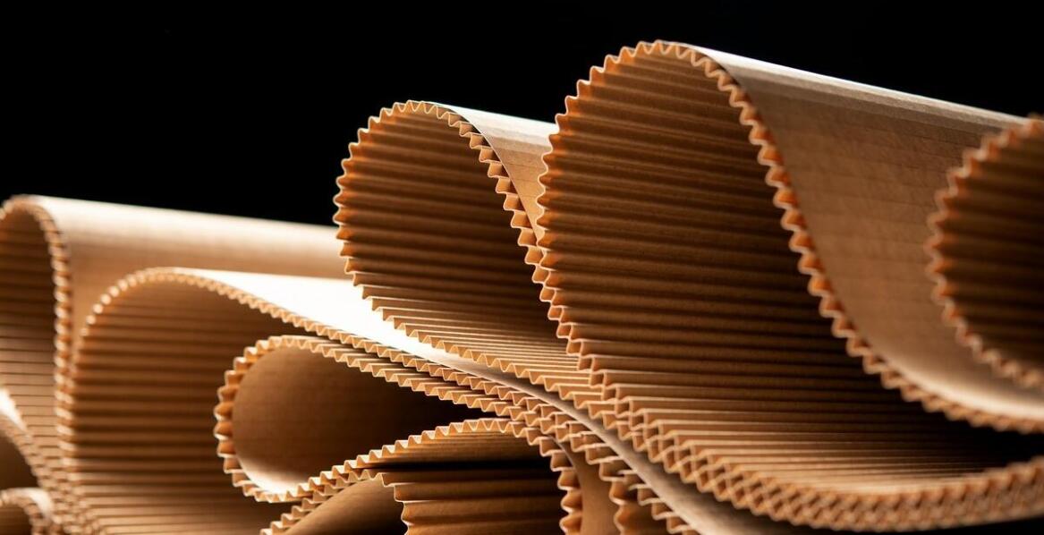 Tekturowe przekładki jako kluczowy element ochrony produktów w logistyce