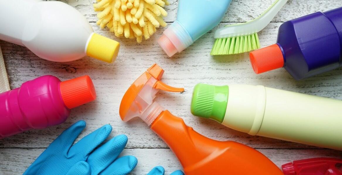 Jakie wyzwania stoją przed firmami zajmującymi się dystrybucją czystości środków?