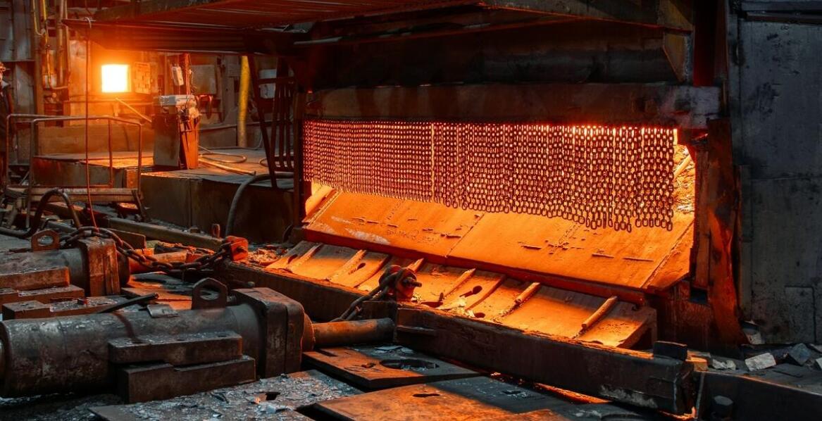 Rola parametrów indukcyjnego hartowania w produkcji metalowych opakowań