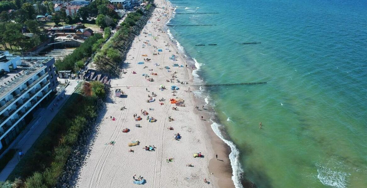 Jakie formy rekreacji są dostępne w wypoczynkowym ośrodku w Rewalu?