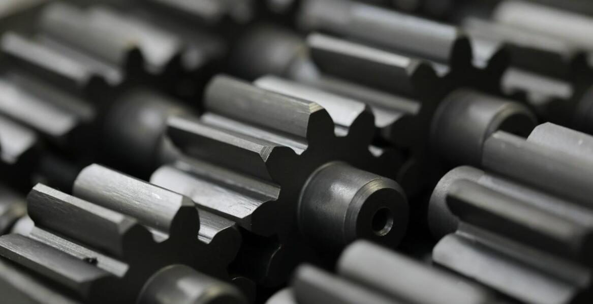 Jak napędowe wały wpływają na efektywność maszyn produkcyjnych?