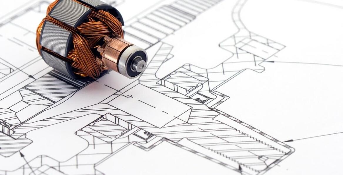 Jakie korzyści przynosi dokładna techniczna dokumentacja w produkcji wyłączników prądu?