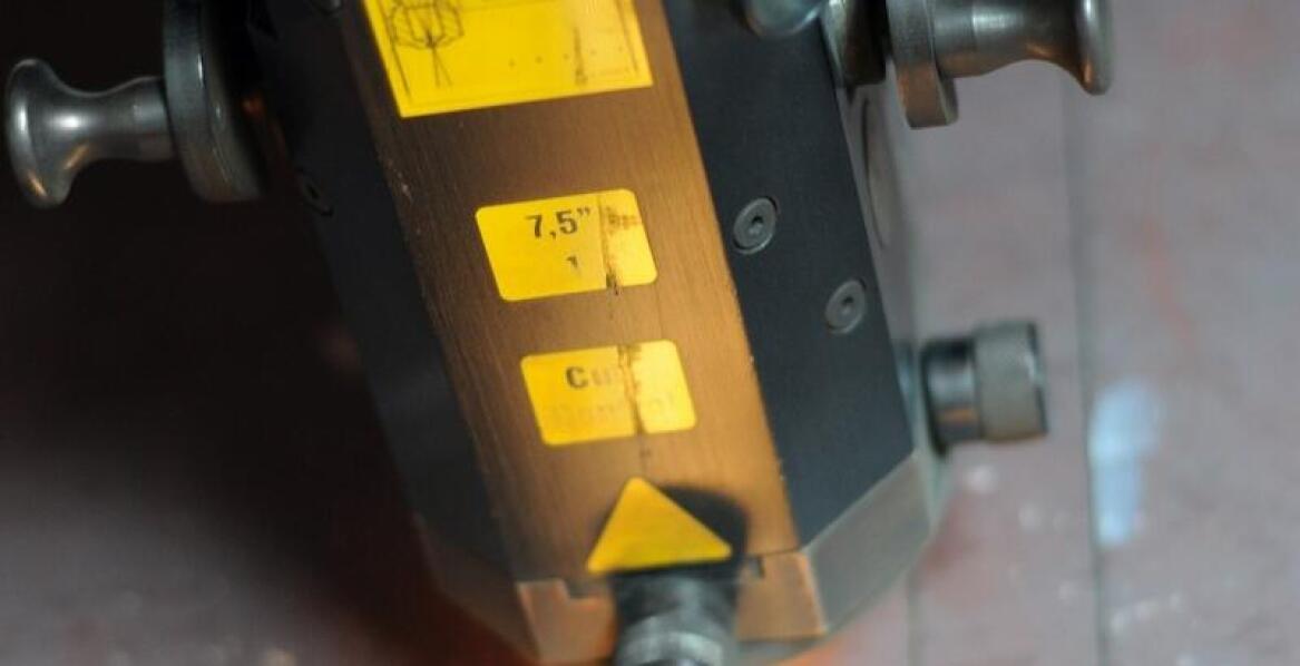 Zalety technologii waterjet w precyzyjnym cięciu materiałów