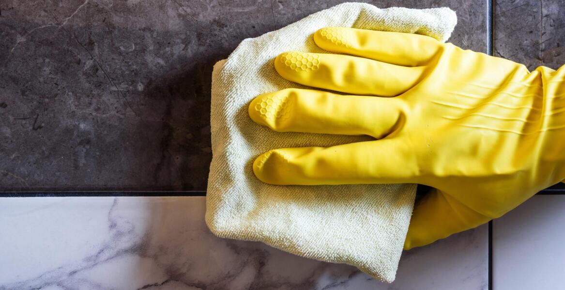Jakie korzyści płyną z używania pasty do czyszczenia wysokiej jakości marmuru?