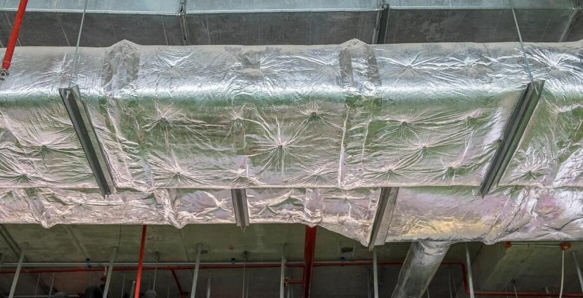 Jak przemysłowe izolacje mogą pomóc zredukować emisję CO2 w przedsiębiorstwach?