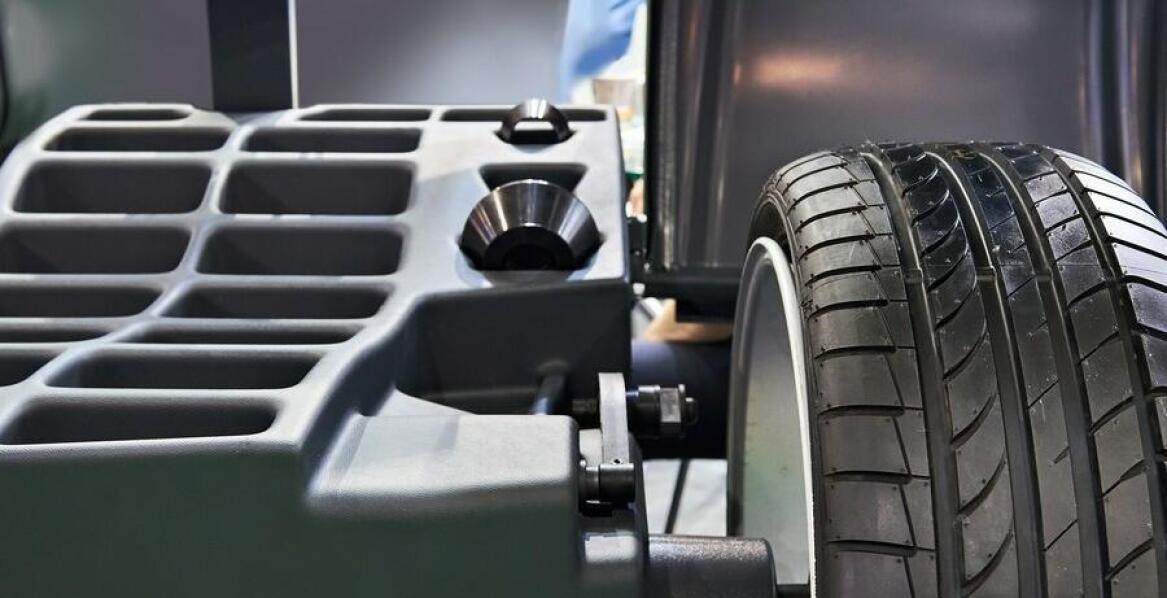 Jak mobilna wulkanizacja wpływa na wydajność przemysłowych maszyn?