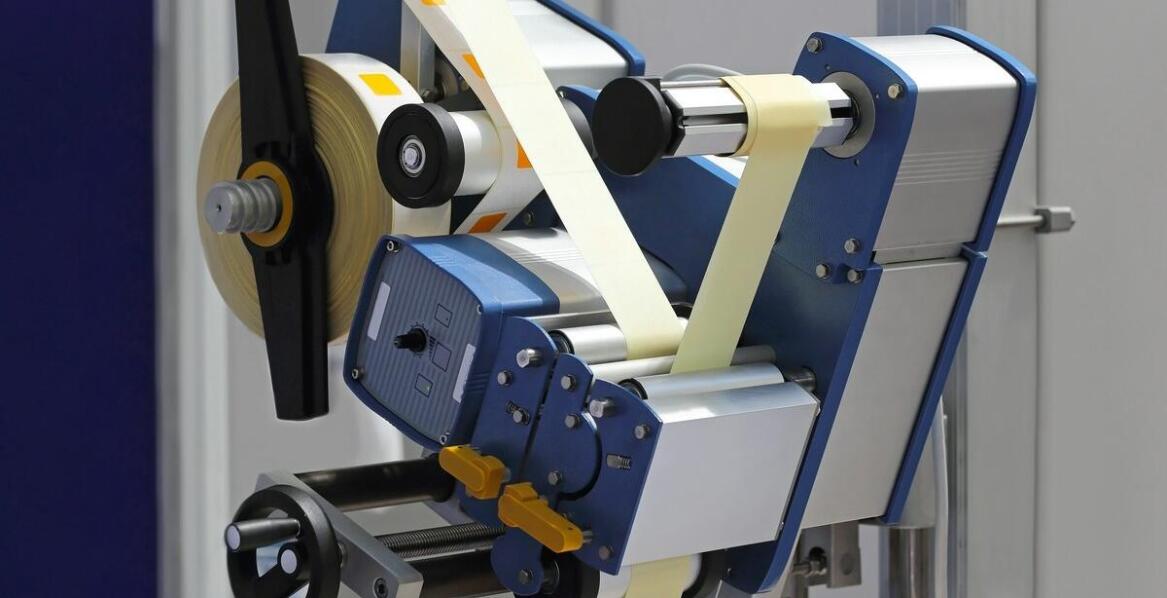 Zastosowanie zaawansowanych technologii w etykiet aplikatorach