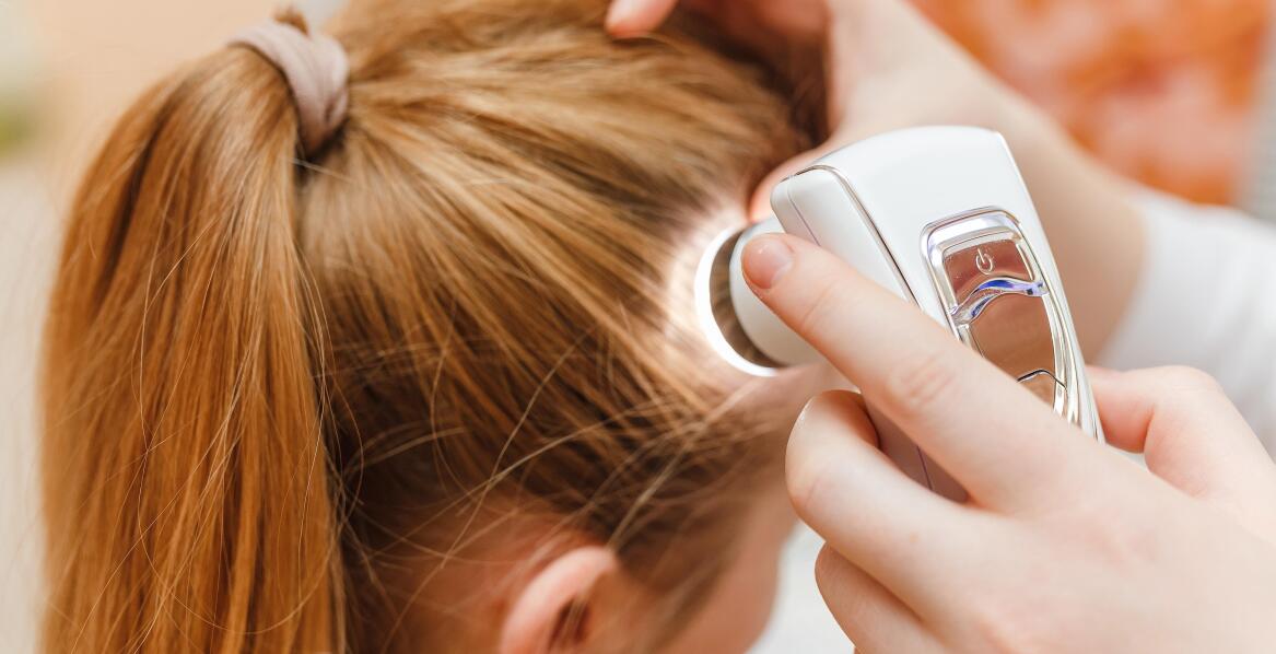 Jak nowoczesne trychologiczne urządzenia wpływają na efektywność diagnozy skóry głowy?