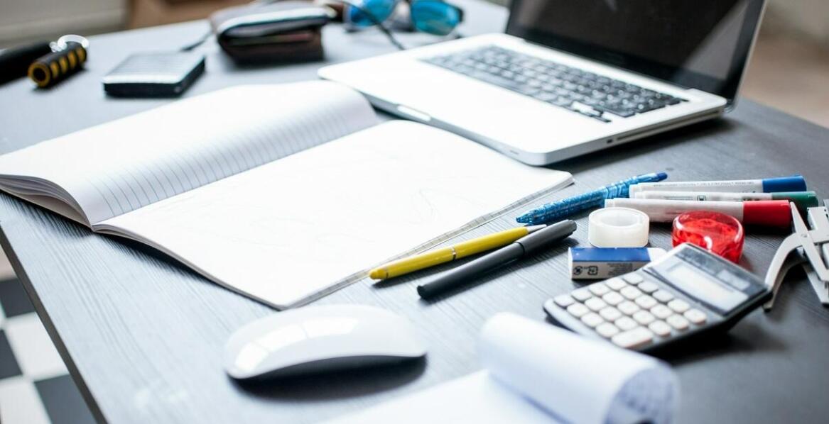 Jak księgowe usługi ułatwiają ewidencję czasu pracy?