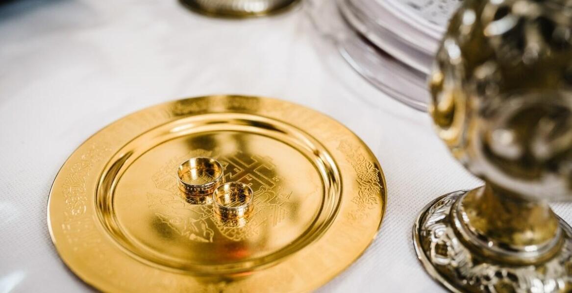 Jakie kryteria brać pod uwagę przy wyborze mszalnych kielichów?