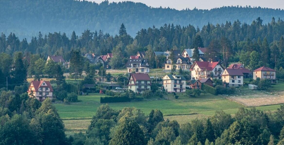 Atrakcyjność mieszkań w Strzegomiu a bliskość rekreacyjnych terenów