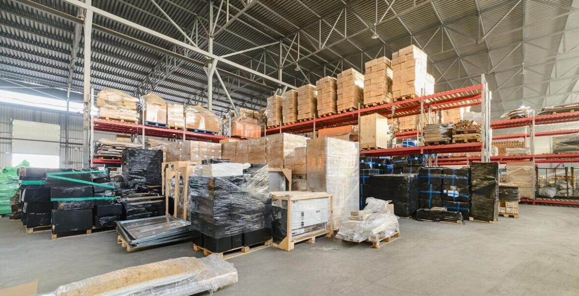 Sklep z taśmami: jak znaleźć idealny produkt do zabezpieczania ładunków?