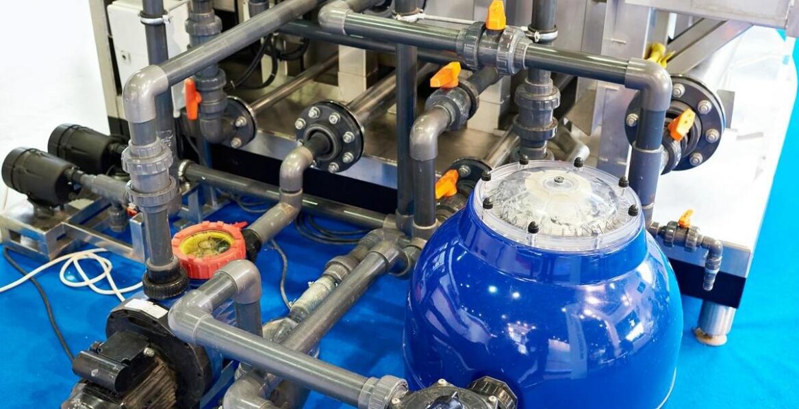 Odmanganianie wody – dlaczego jest niezbędne dla jakości pitnej wody?