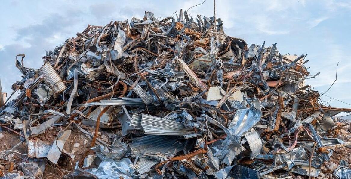 Jak efektywnie zarządzać sprzedażą metali kolorowych do skupu?