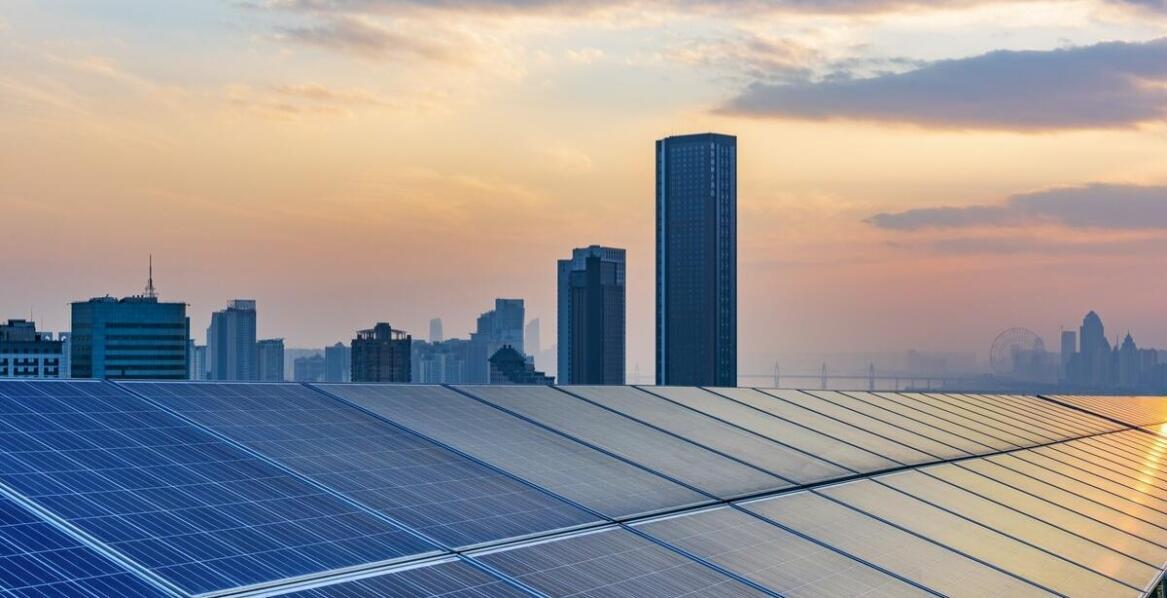 Wpływ odnawialnych źródeł energii na środowisko i gospodarkę