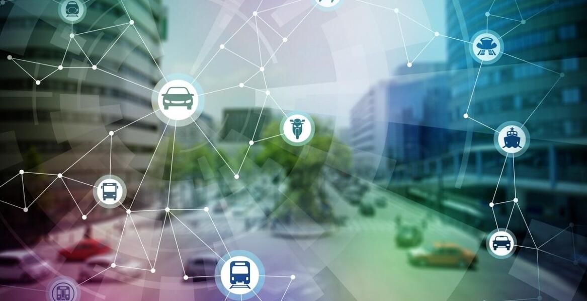 Zrównoważony rozwój a busy z benzynowym silnikiem – czy to możliwe?