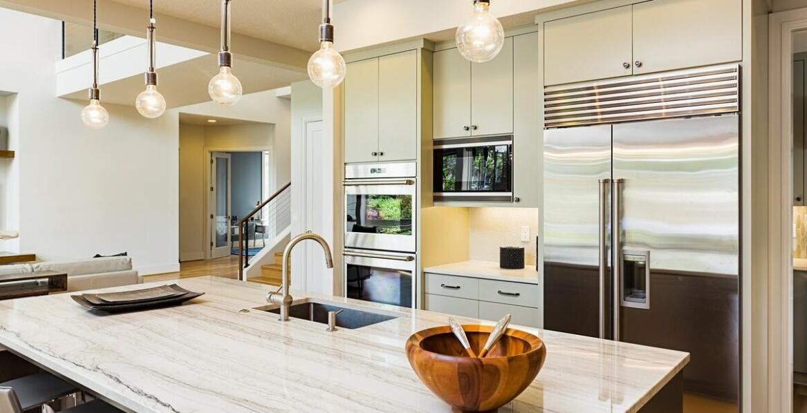 Wybór koloru blatu z kwarcowego spieku – co mówią użytkownicy?