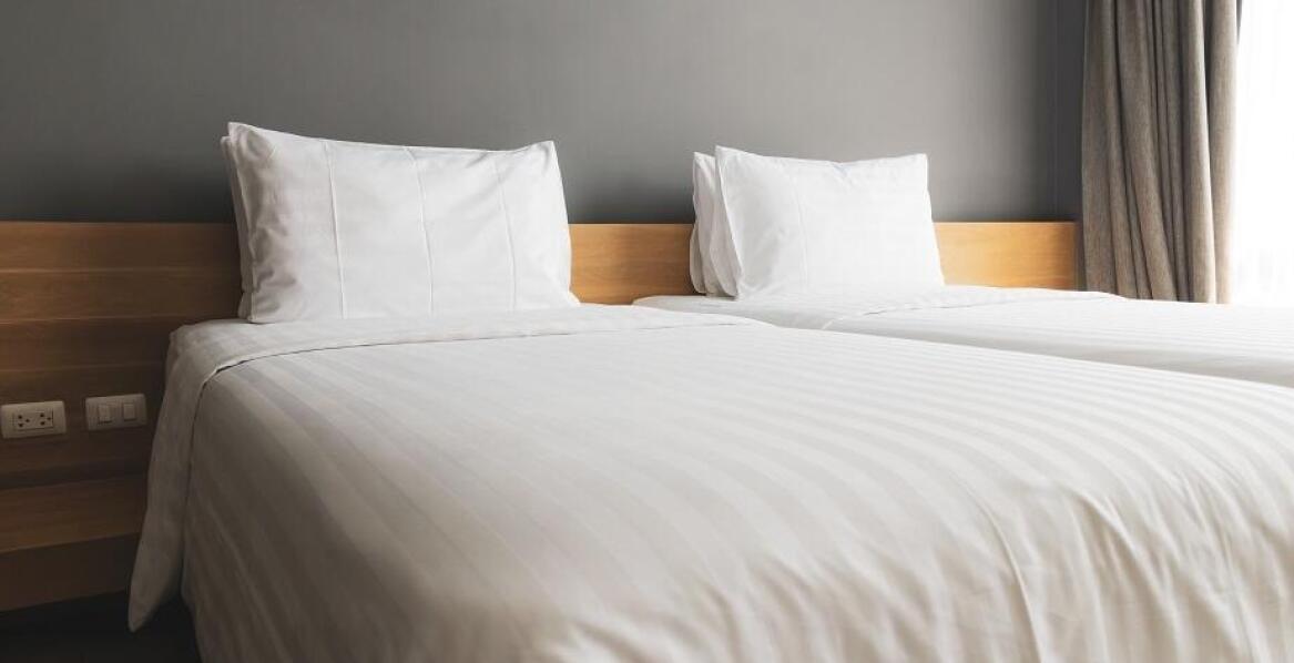 Ekonomiczne rozwiązania dla hoteli: tania hotelowa pościel