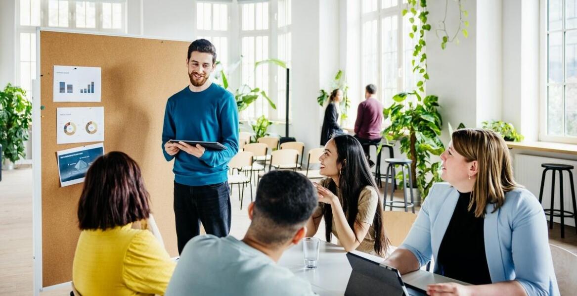 Jakie możliwości rozwoju oferują elastyczne modele współpracy z multiagencją?