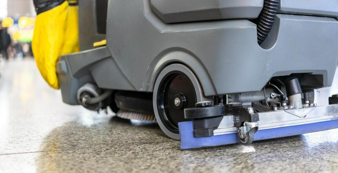 Jak obiektowe wycieraczki przyczyniają się do redukcji kosztów sprzątania?