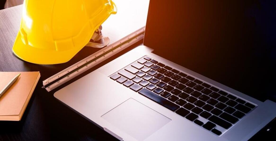 Jak wstępne szkolenie BHP online poprawia bezpieczeństwo w firmach?