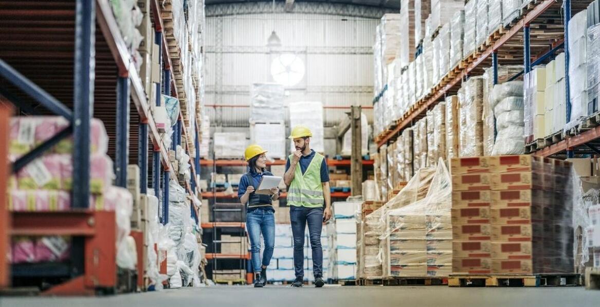 Dlaczego warto wybierać hurtownie oferujące kompleksową obsługę oraz doradztwo?