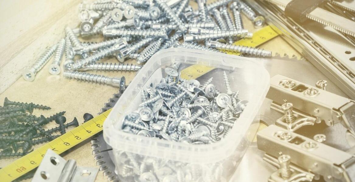 Dlaczego jakość śrub ma znaczenie w przemyśle budowlanym?