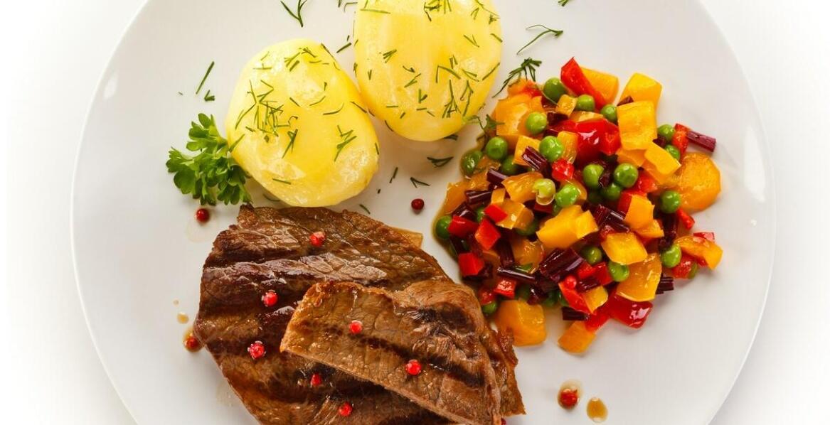 Jak wieprzowe ryjki wpływają na teksturę i smak dań mięsnych?