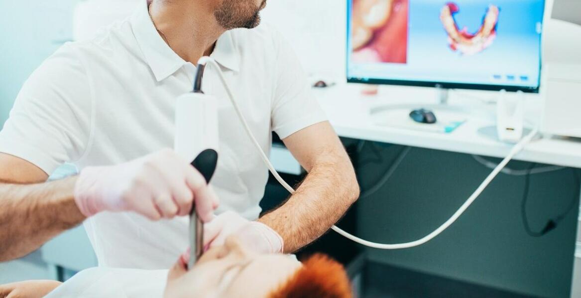 Innowacje w technologii implantów na protezach