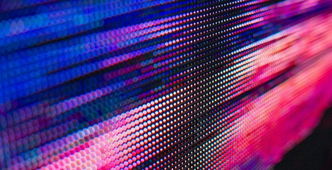 Jak technologie podświetlenia wpływają na trwałość telewizorów?