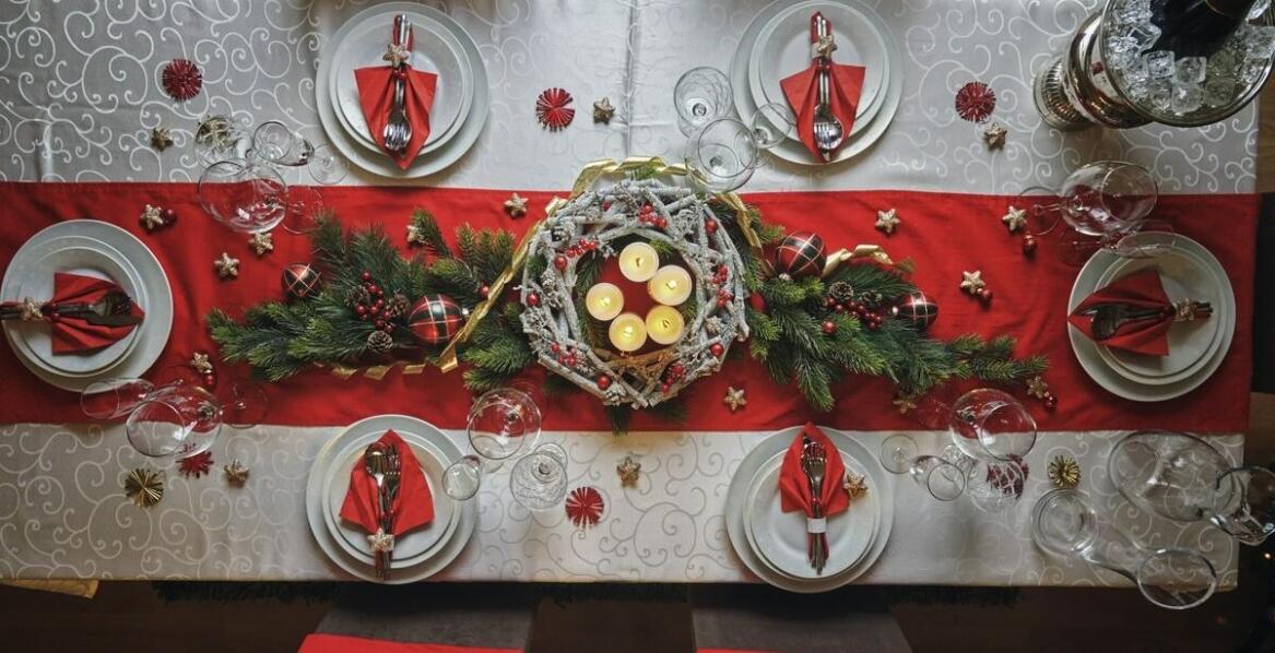 Jakie kolory świątecznych taśm są najmodniejsze w bieżącym sezonie?