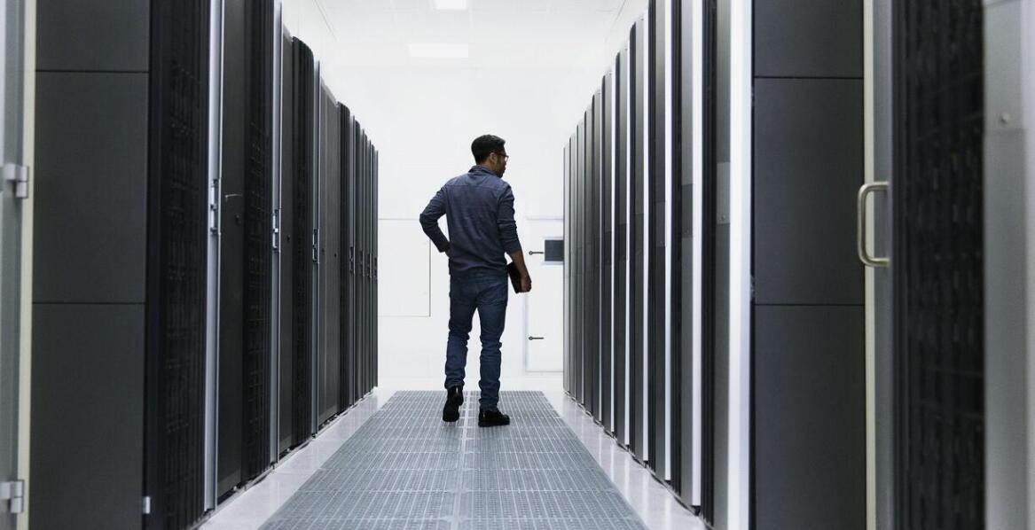 Jak Data Center wspiera rozwój telekomunikacyjnych innowacyjnych rozwiązań?