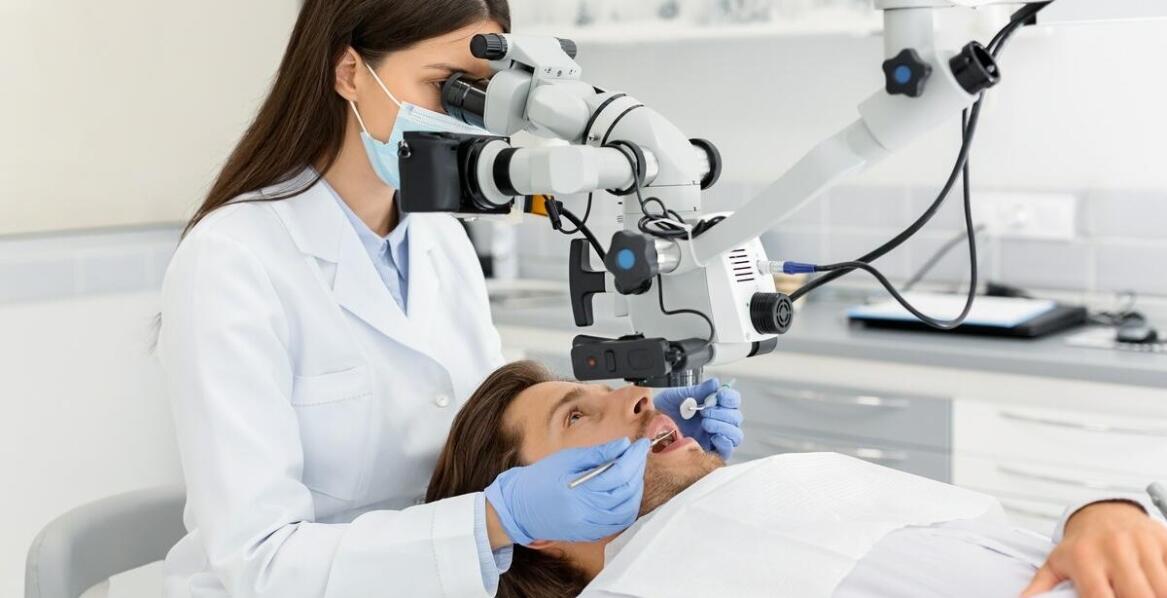 Przegląd nowoczesnych technologii w leczeniu kanałowym pod mikroskopem