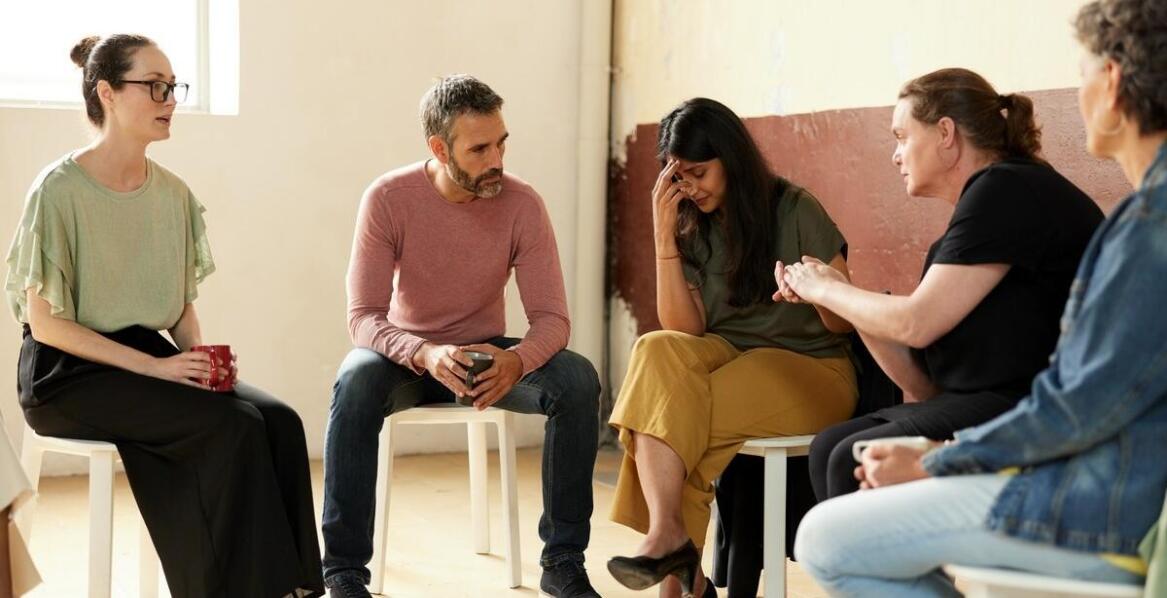 Jak psychiatria edukuje społeczeństwo w zakresie zdrowia psychicznego?