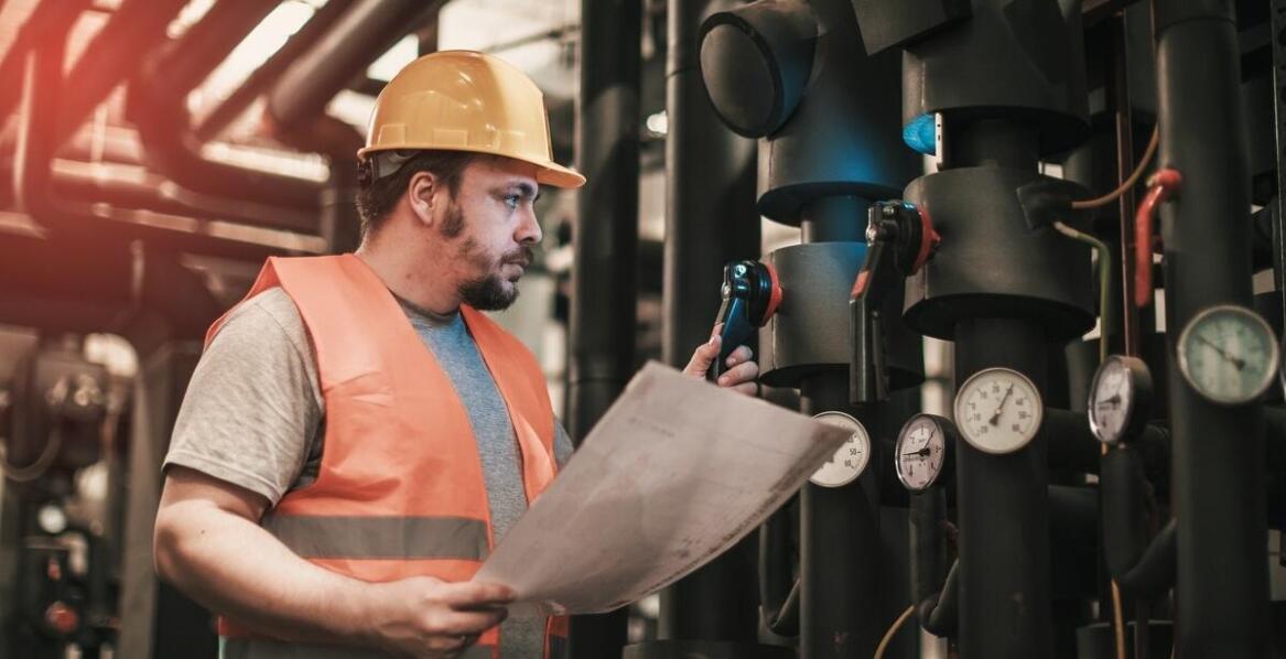 Jak serwisowanie agregatów do wody lodowej wpływa na efektywność chłodzenia?