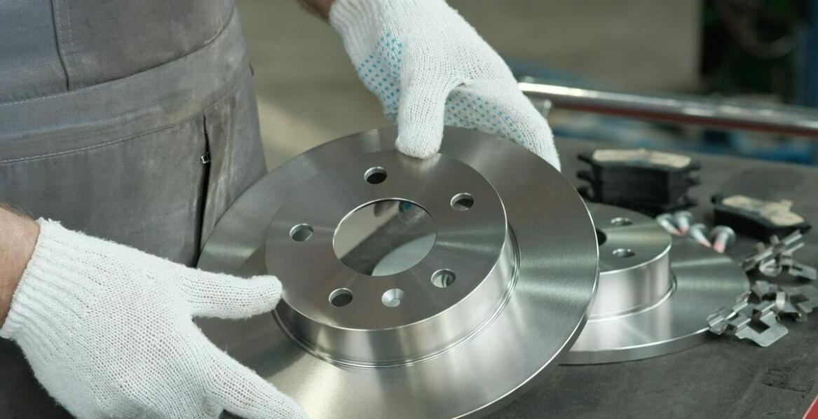 Nowe czy używane klocki hamulcowe do Renault?