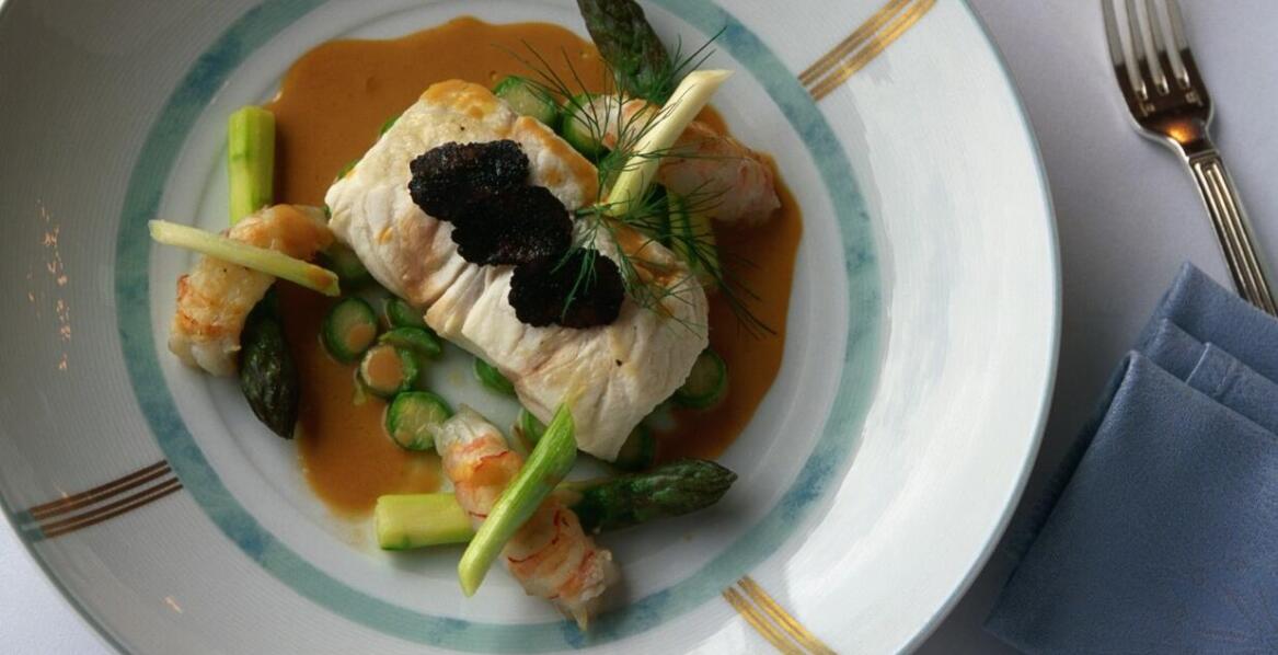 Dlaczego dziczyzna jest uważana za luksusowy składnik w potrawach?