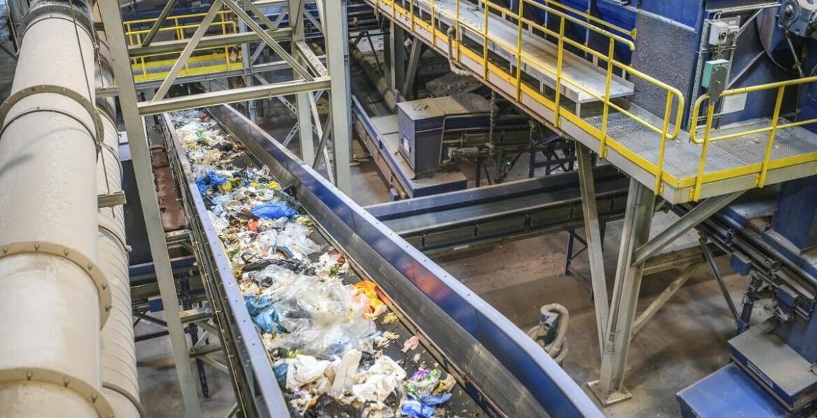 Jak zakład utylizacji odpadów obsługuje Bazę Danych o Odpadach (BDO)?