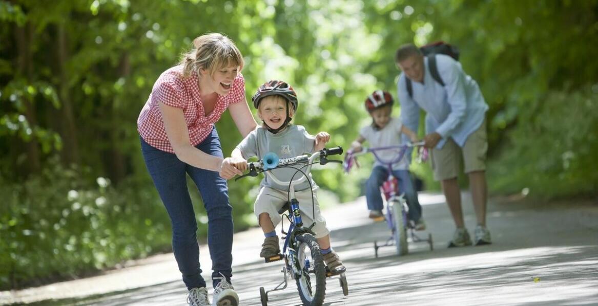 Dlaczego prawo jazdy jest kluczowe dla mieszkańców w małych miastach?