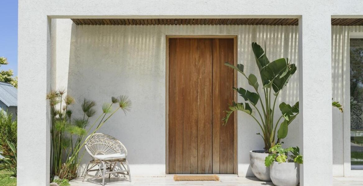Energooszczędność zewnętrznych drzwi - kluczowe aspekty do rozważenia