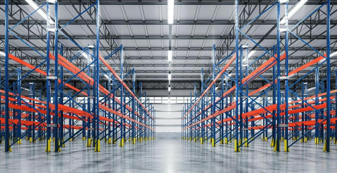 Magazynowe regały a optymalizacja przestrzeni – kluczowe strategie