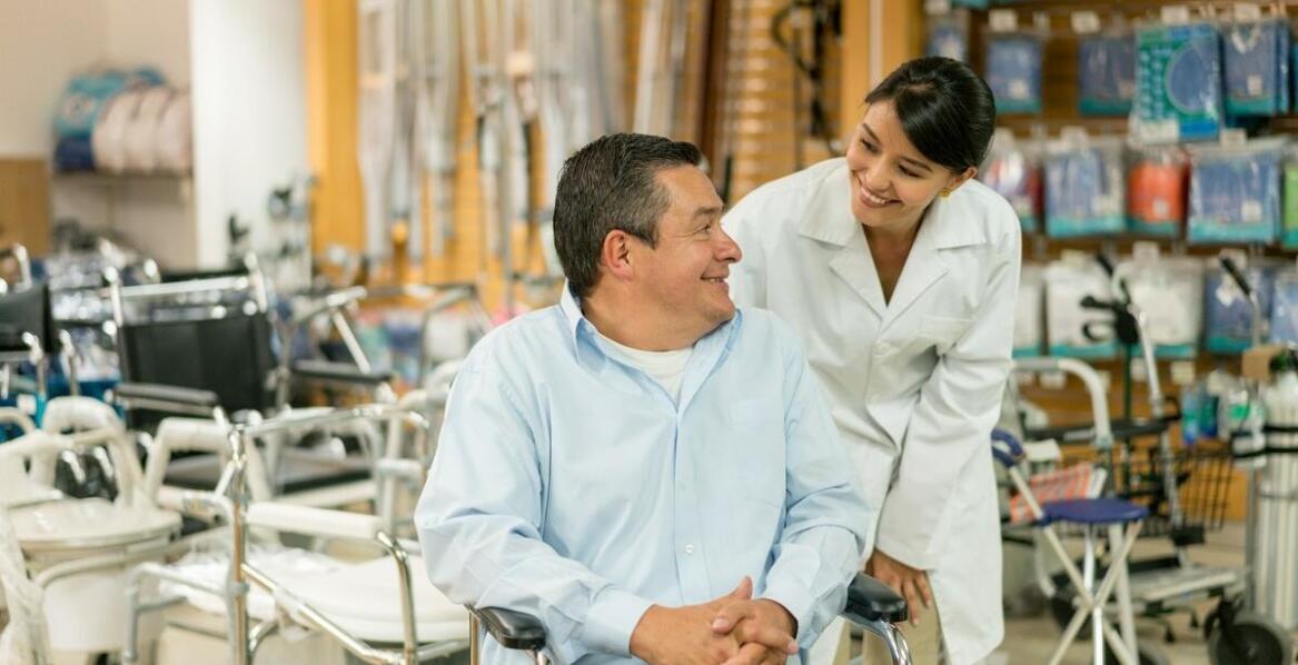 Jak medyczny sklep dostosowuje ofertę do potrzeb pacjentów?