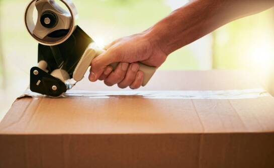 Transport delikatnych przedmiotów: jak firma zapewnia bezpieczeństwo ich?