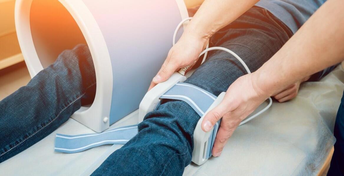 Zalety stosowania wysokoenergetycznego lasera w leczeniu zapalnych stanów