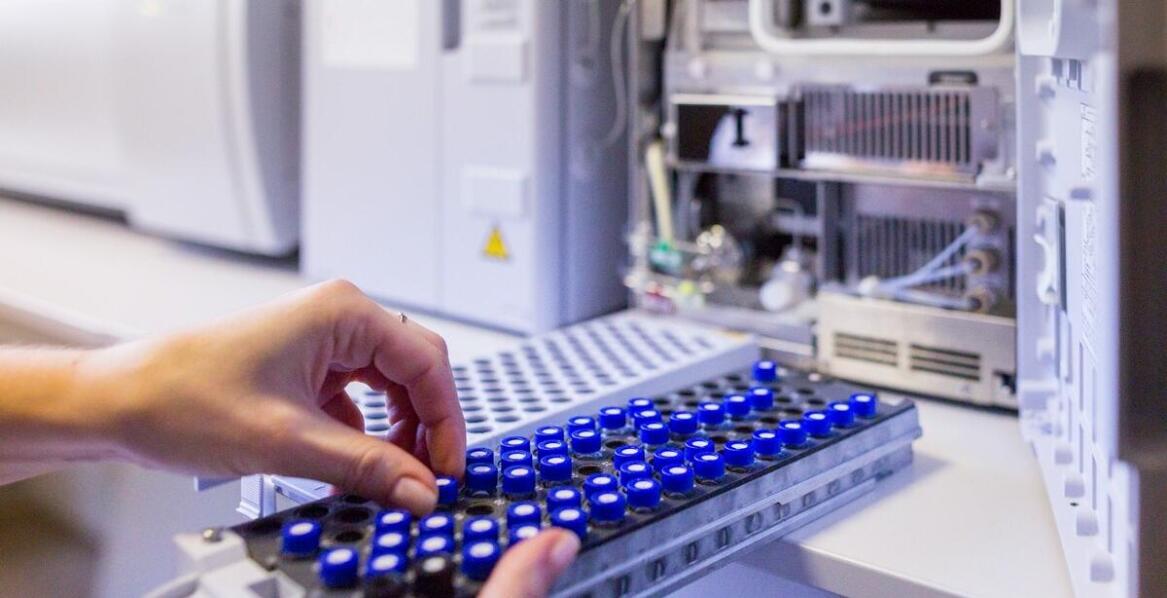 Nowoczesne analityczne techniki w badaniu chemicznego składu biomasy