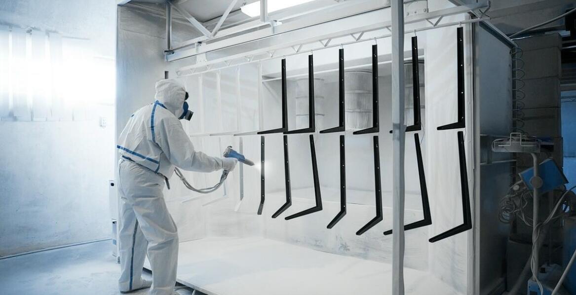 Zastosowanie proszkowej lakierni w ochronie przemysłowych wag przed korozją